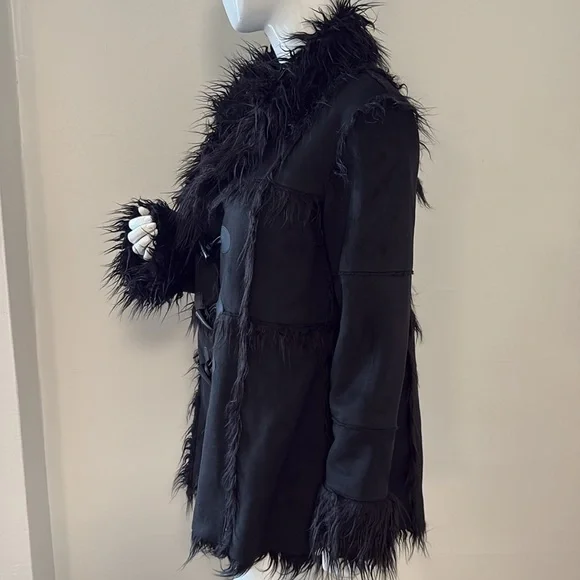 Dolls Kill Current Mood Black Vegan Suede Faux Fur Trim Penny Lane Toggle Coat - Picture 4 of 7